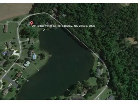 204 Edgewater Dr, Broadway, NC 27505 photo 2