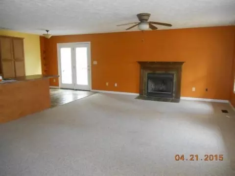672 Loop Rd, Raeford, NC 28376 photo 2
