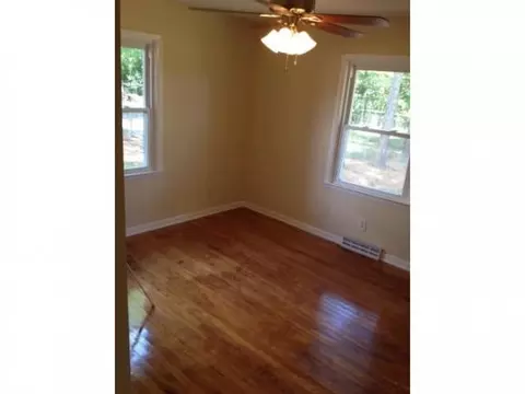 609 E Godwin St, Dunn, NC 28334 photo 11