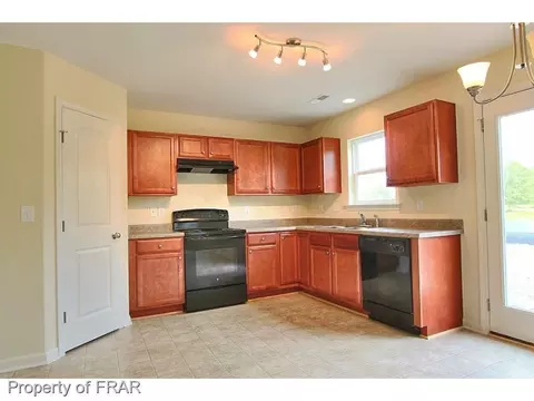 716 Friendly Rd, Dunn, NC 28334 photo 4
