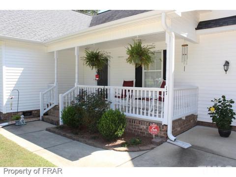 17 Shepherd Dr, Benson, NC 27504 photo 2