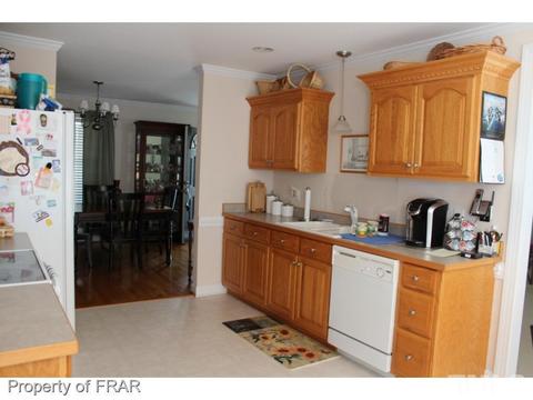 17 Shepherd Dr, Benson, NC 27504 photo 11