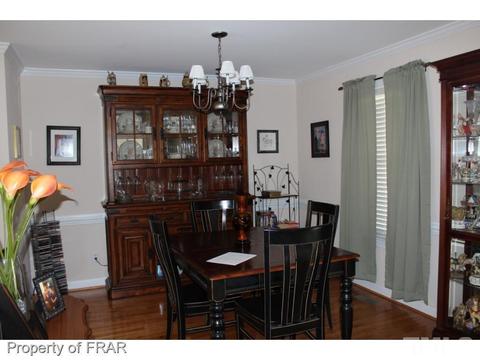 17 Shepherd Dr, Benson, NC 27504 photo 5