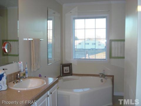 76 Suggs Rd, Dunn, NC 28334 photo 10