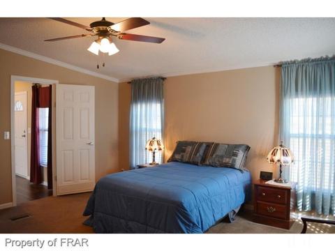 747 Glover Rd, Dunn, NC 28334 photo 9