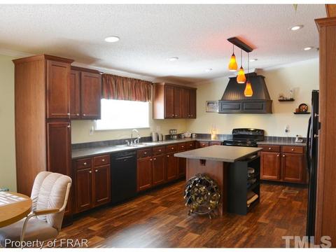 747 Glover Rd, Dunn, NC 28334 photo 6