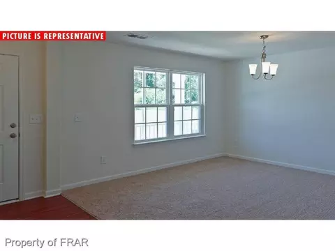 646 Botanical Ct, Bunnlevel, NC 28323 photo 3