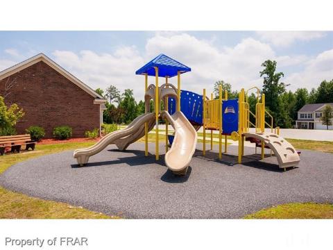 548 Botanical Ct, Bunnlevel, NC 28323 photo 12