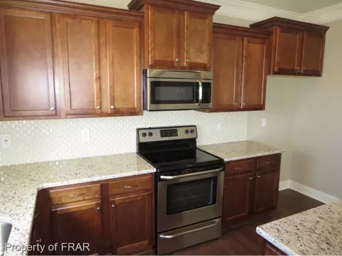 102 Gatewest Dr, Bunnlevel, NC 28323 photo 8