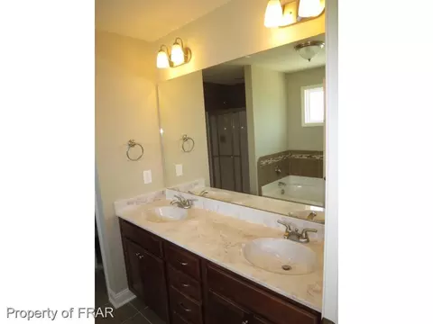 102 Gatewest Dr, Bunnlevel, NC 28323 photo 14
