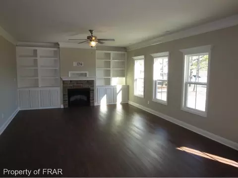 102 Gatewest Dr, Bunnlevel, NC 28323 photo 5