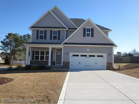 102 Gatewest Dr, Bunnlevel, NC 28323 photo 1