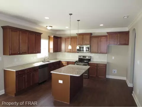 102 Gatewest Dr, Bunnlevel, NC 28323 photo 7