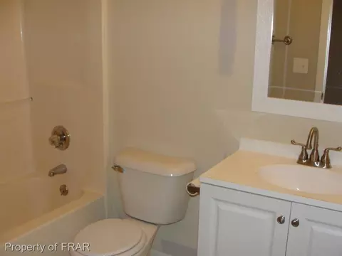 90 Eileen Dr, Spring Lake, NC 28390 photo 10