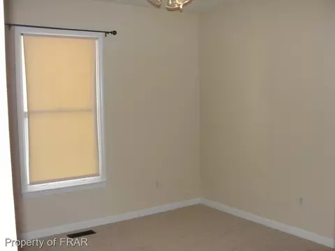 90 Eileen Dr, Spring Lake, NC 28390 photo 7