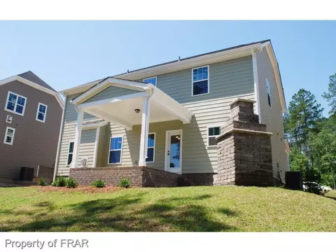 28 Schoolside Dr, Spring Lake, NC 28390 photo 2