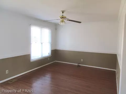 230 Eppingdale Dr, Spring Lake, NC 28390 photo 3