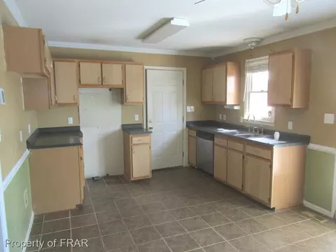 230 Eppingdale Dr, Spring Lake, NC 28390 photo 5