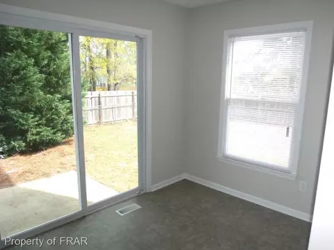 106 Ryans Cir, Spring Lake, NC 28390 photo 7