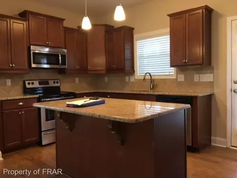 102 Timber Skip Dr, Spring Lake, NC 28390 photo 9