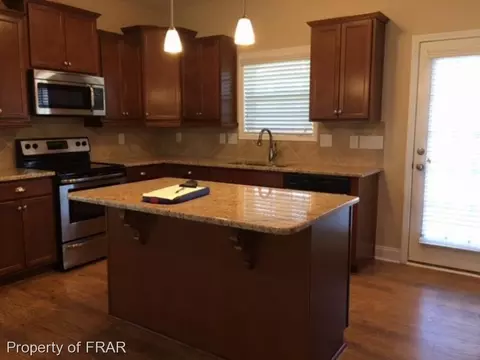 102 Timber Skip Dr, Spring Lake, NC 28390 photo 10