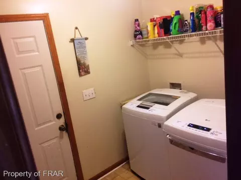 69 Saunders Ct, Spring Lake, NC 28390 photo 17