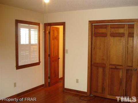 207 E D St, Erwin, NC 28339 photo 17
