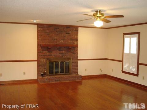 207 E D St, Erwin, NC 28339 photo 7