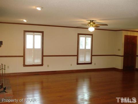 207 E D St, Erwin, NC 28339 photo 10