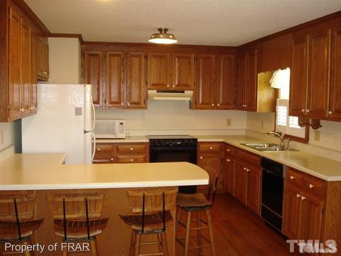 207 E D St, Erwin, NC 28339 photo 12