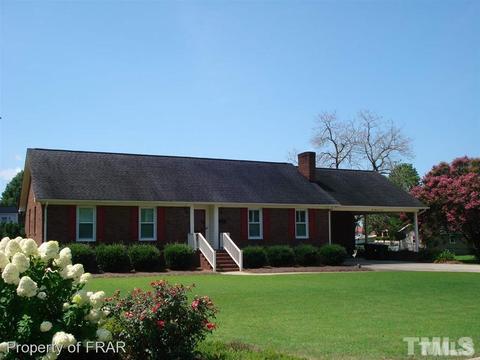 207 E D St, Erwin, NC 28339 photo 1