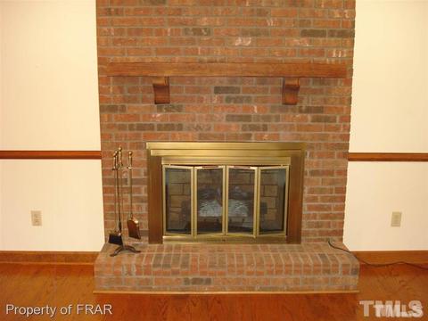207 E D St, Erwin, NC 28339 photo 8