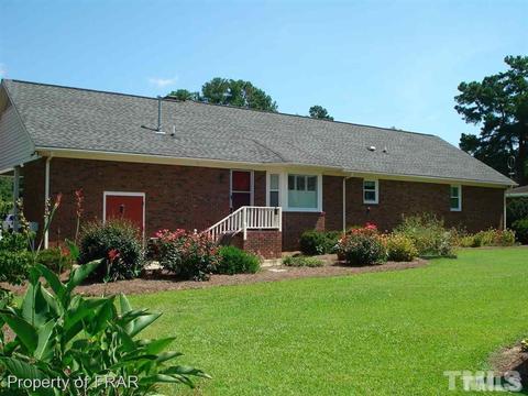 207 E D St, Erwin, NC 28339 photo 20