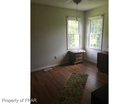 604 Denese Cir, Erwin, NC 28339 photo 6