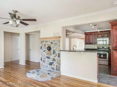 301 N 9th St, Erwin, NC 28339 photo 7