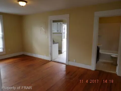 304 E F St, Erwin, NC 28339 photo 4