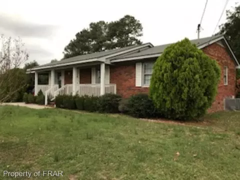 402 C St, Erwin, NC 28339 photo 3