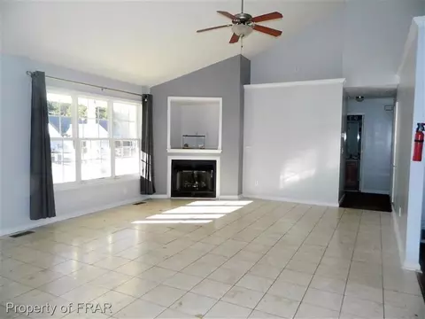 198 Hampton Dr, Raeford, NC 28376 photo 2