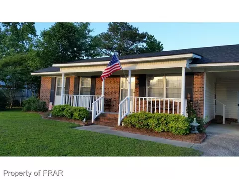 110 Pine St, Dunn, NC 28334 photo 1