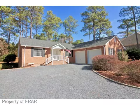9 Chestnut Ct, Pinehurst, NC 28374 photo 1