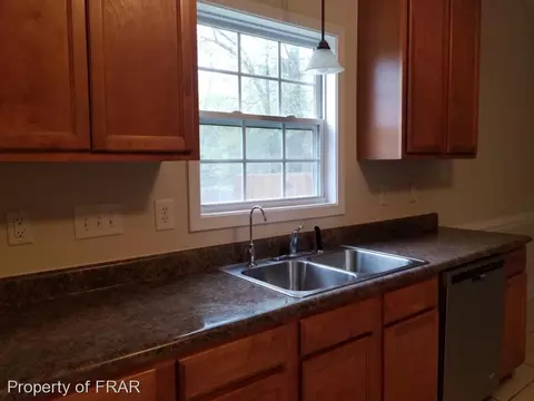 176 Oakmont Dr, Raeford, NC 28376 photo 8