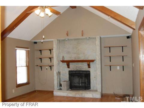 8946 Dunn Rd, Godwin, NC 28344 photo 3