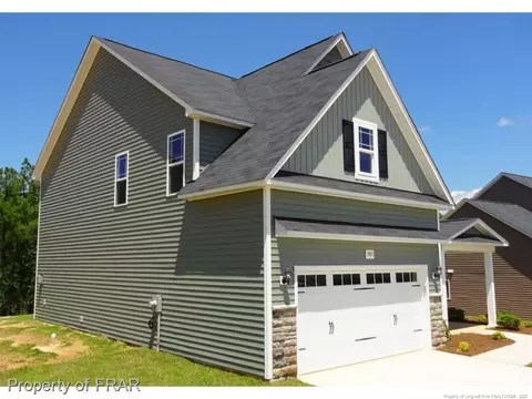 587 Angel Oak Dr, Bunnlevel, NC 28323 photo 4