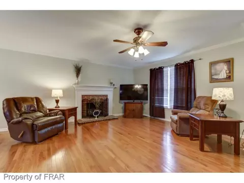 608 Denese Cir, Erwin, NC 28339 photo 5