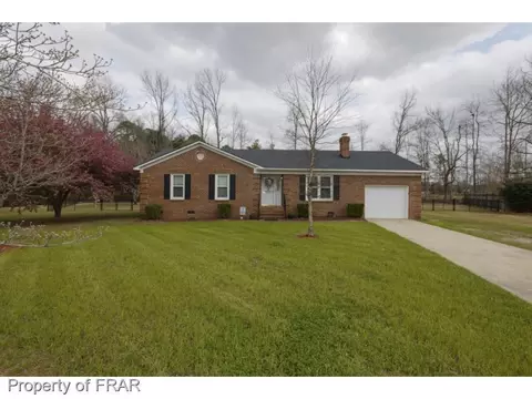 608 Denese Cir, Erwin, NC 28339 photo 1
