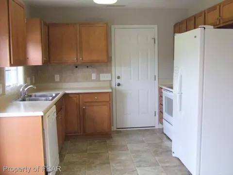 65 Valley Oak Dr, Bunnlevel, NC 28323 photo 6