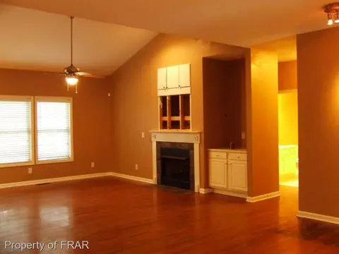 175 New Bedford Cir, Pinehurst, NC 28374 photo 4