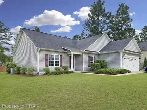 676 Valley Oak Dr, Bunnlevel, NC 28323 photo 2