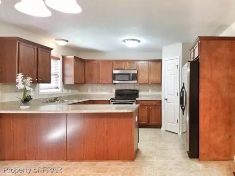676 Valley Oak Dr, Bunnlevel, NC 28323 photo 3