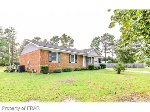 3353 Redfox Rd, Spring Lake, NC 28390 photo 3